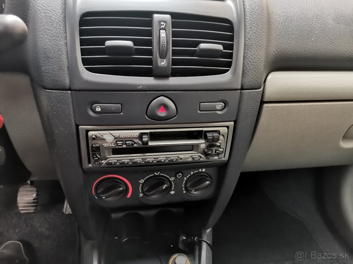Renault Clio - 2