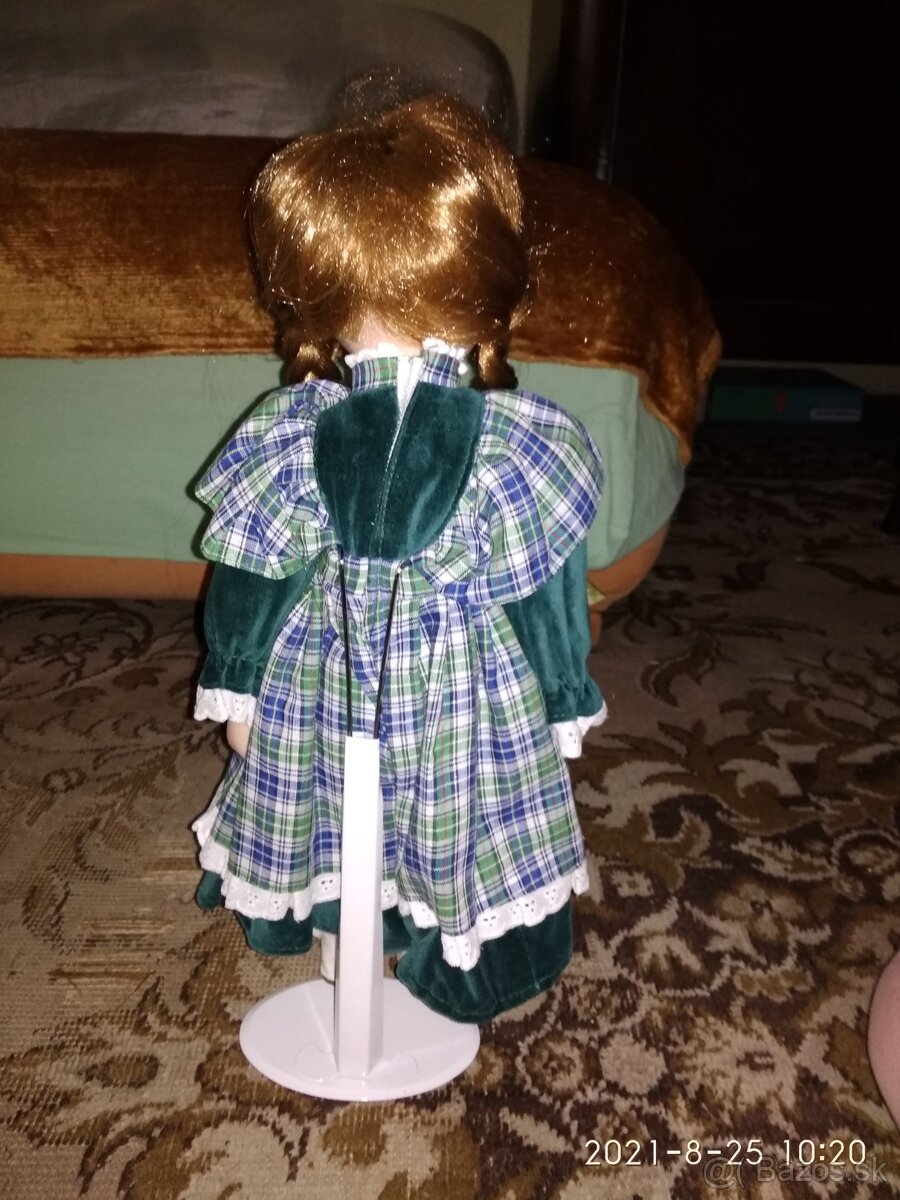 Predám porcelánovú bábiku 1 + 1 - 2