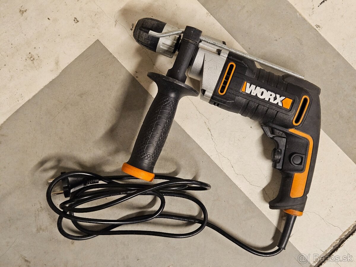 Príklepová vŕtačka WORX WX318 - 2