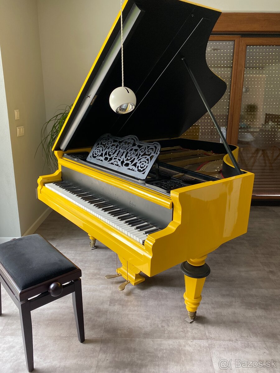 Predám klavir krídlo - 2