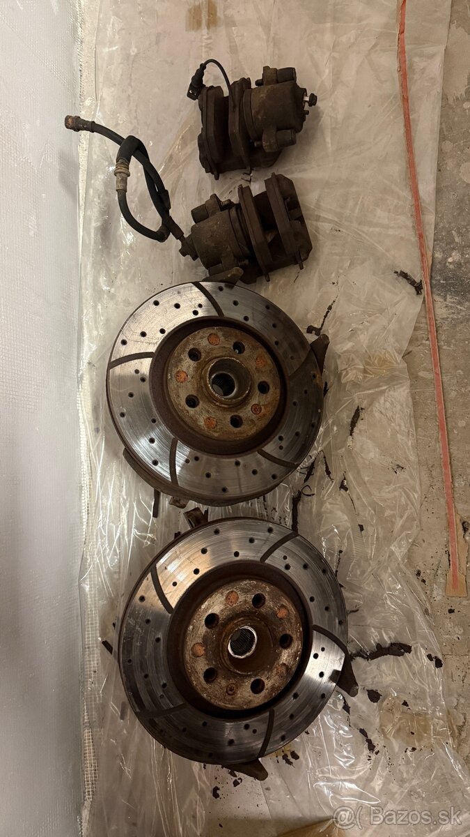 Predné otoče komplet Octavia 1 / Golf 4 / Bora - 2