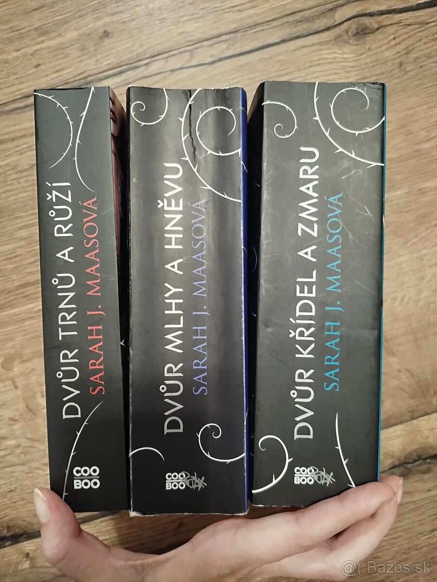Sarah J. Maas ( Na dvore z tŕňov a ruží + ) - 2