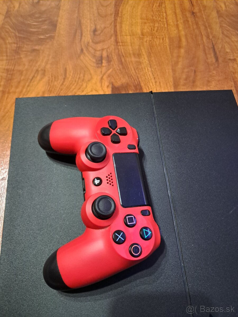 Predám ps4 1tb, 2 ovládače a hry - 2