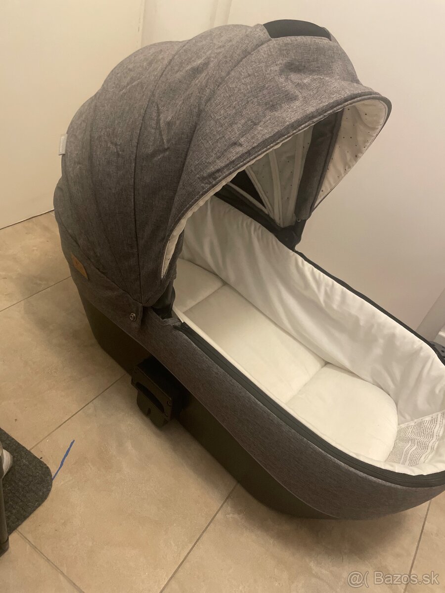 Kinderkraft kočík - 2