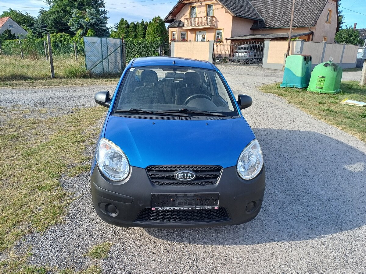 Predám Kia Picanto 1.0 benzín,46kw, rok výroby 2010,najazden - 2