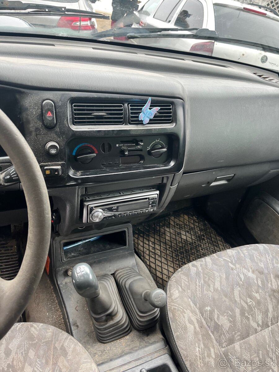 Mitsubishi L200 - 2