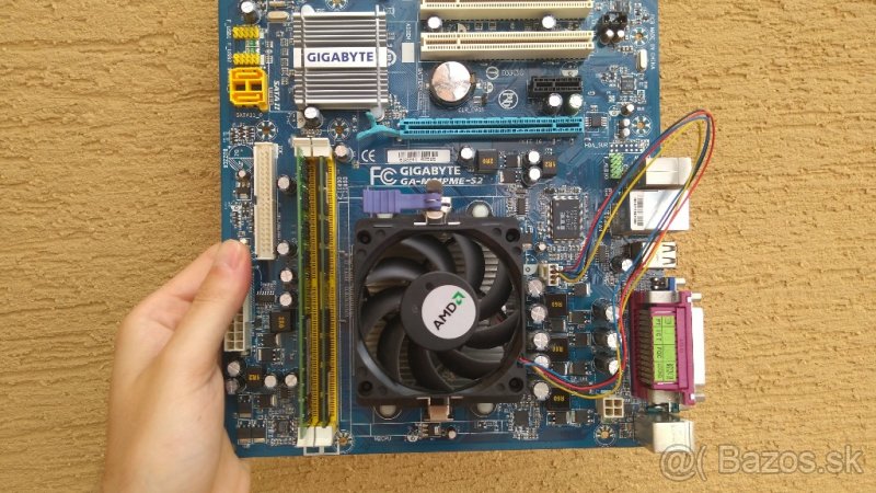 AMD Athlon LE-1600 BOX 2,2GHz 2200MHz, 1MB cache - 2