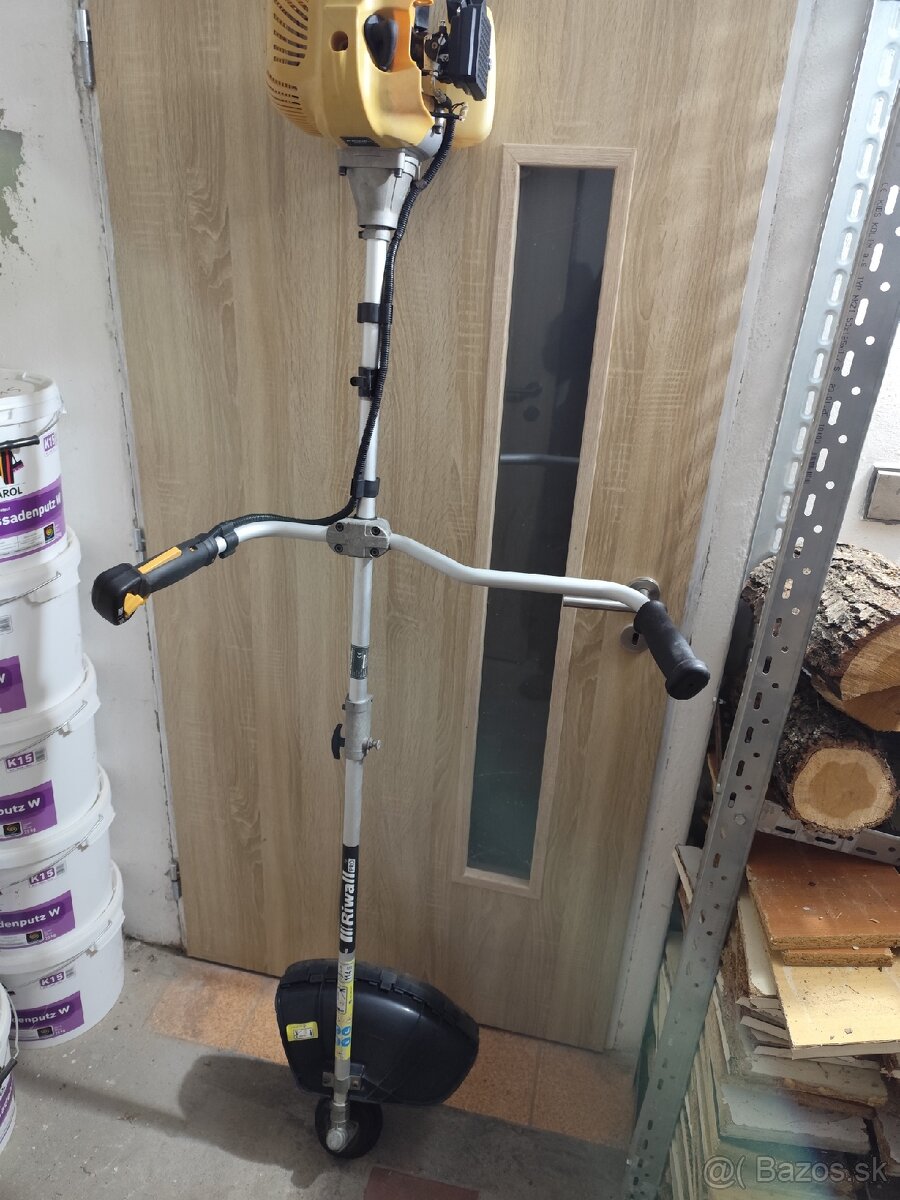 Krovinorez Riwall PRO RPB 520 - 2