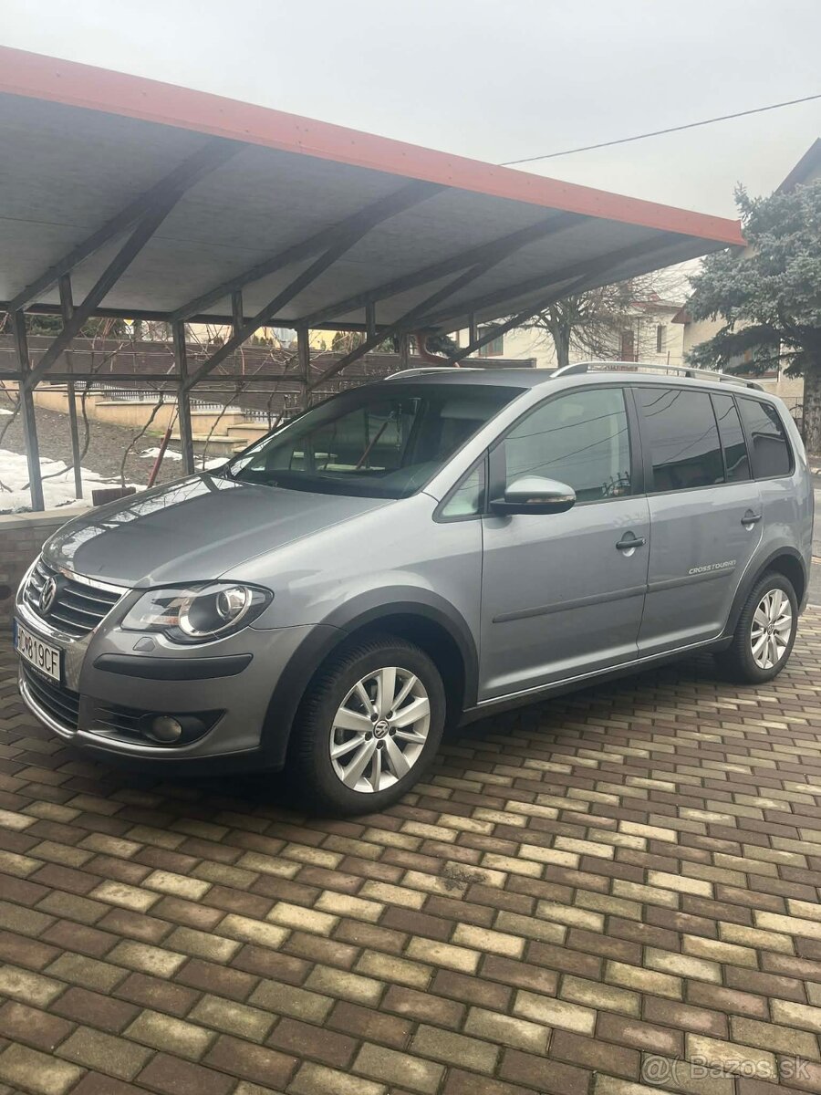 TOURAN 19.TDI BLS ,RV 2010 77KW CROSS - 2