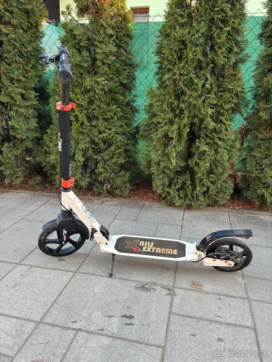 Kolobezka Nils extrem pre dospelých - 2