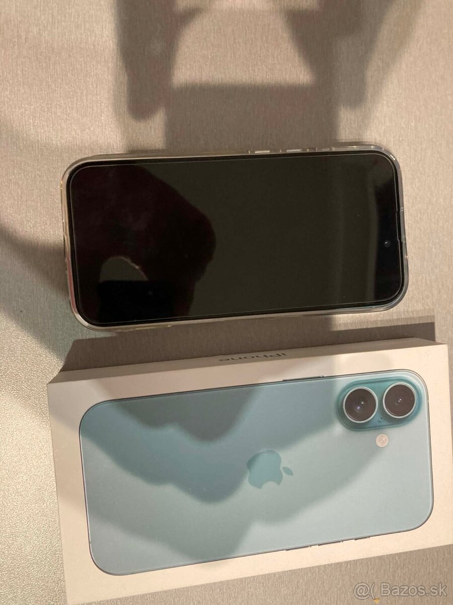 iPhone 16 - 2