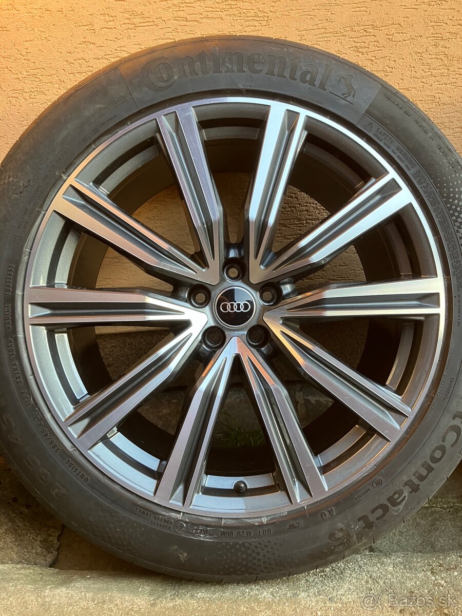 Letná sada Audi Q8 - 2