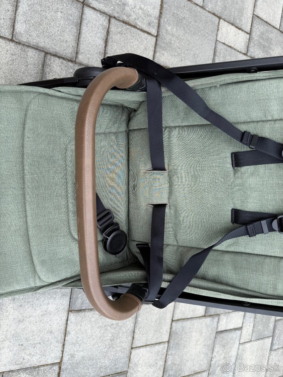 Nuna Trvl lx pine - 2