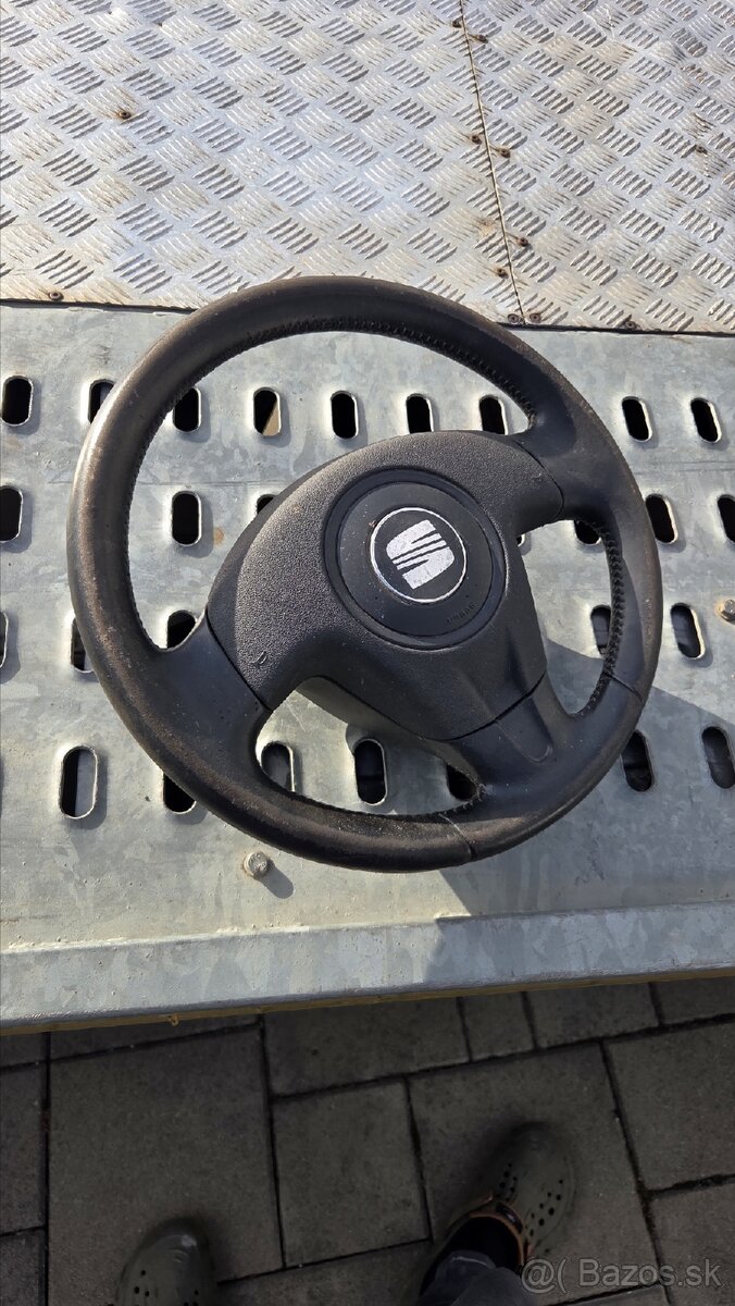 Predam seat ibiza 6l volant - 2