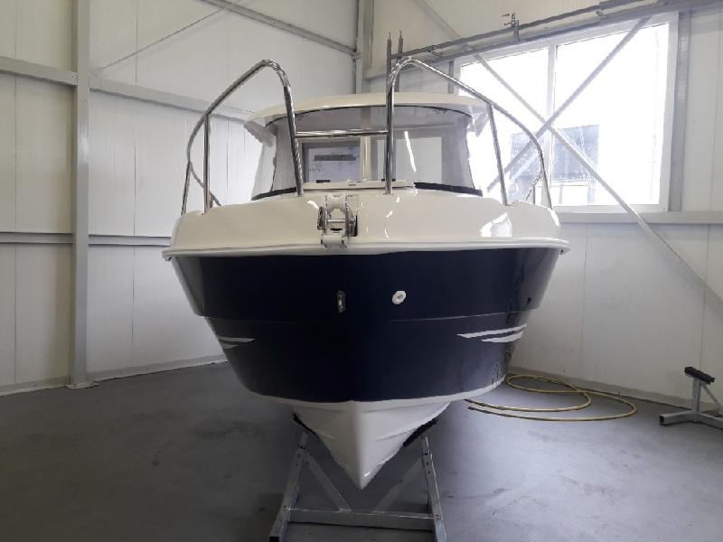 Motorová kajutová loď PH 580 - 2