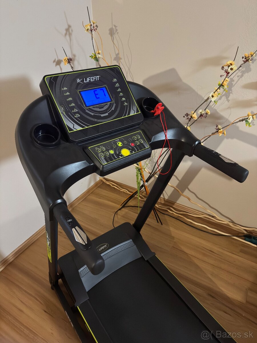 Bežecký pás LIFEFIT.PRO TM3300 - 2