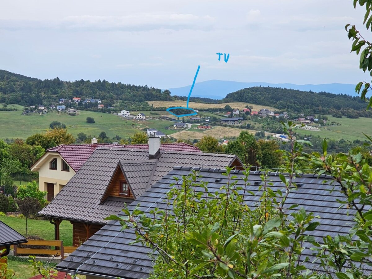 Stavebný pozemok 1 hod od BA; s výhľadom na Veľkú Javorinu. - 2