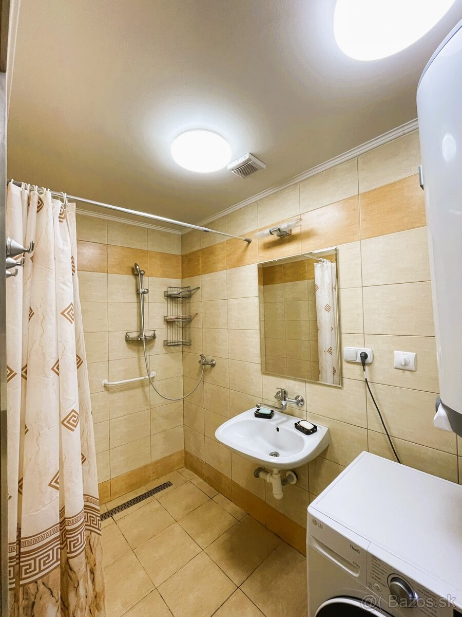 Rodinný dom s garážou a záhradou blízko pri Poprade - 2