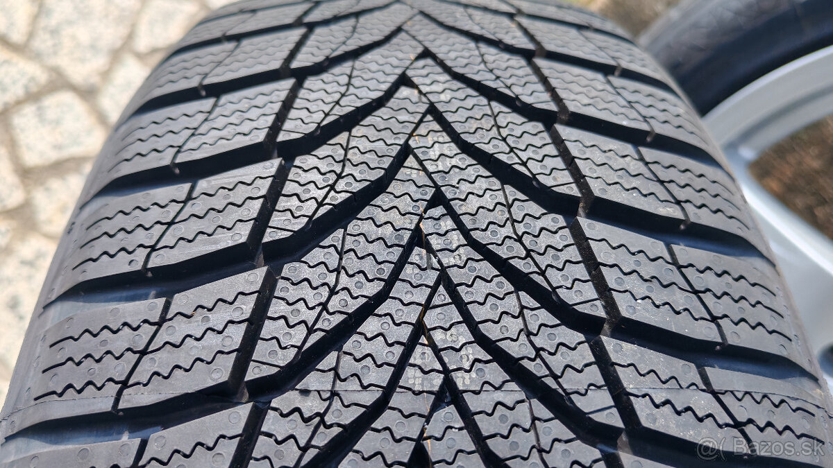 Zimné pneu 205/55 R17 --- NEXEN - 2