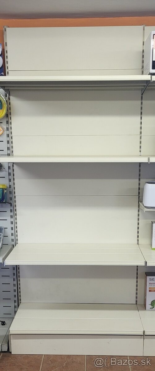 obchodné regále - 2