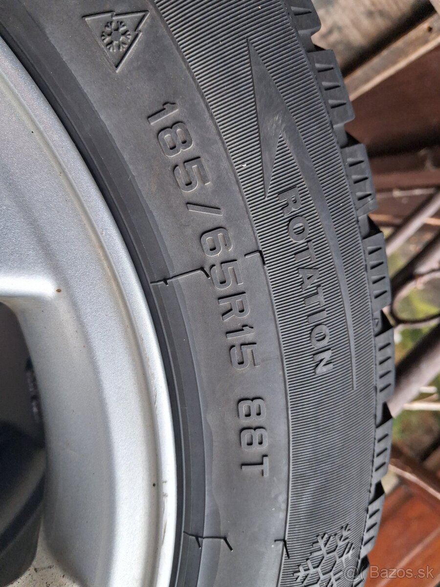 Elektróny 4×100 R15 - 2