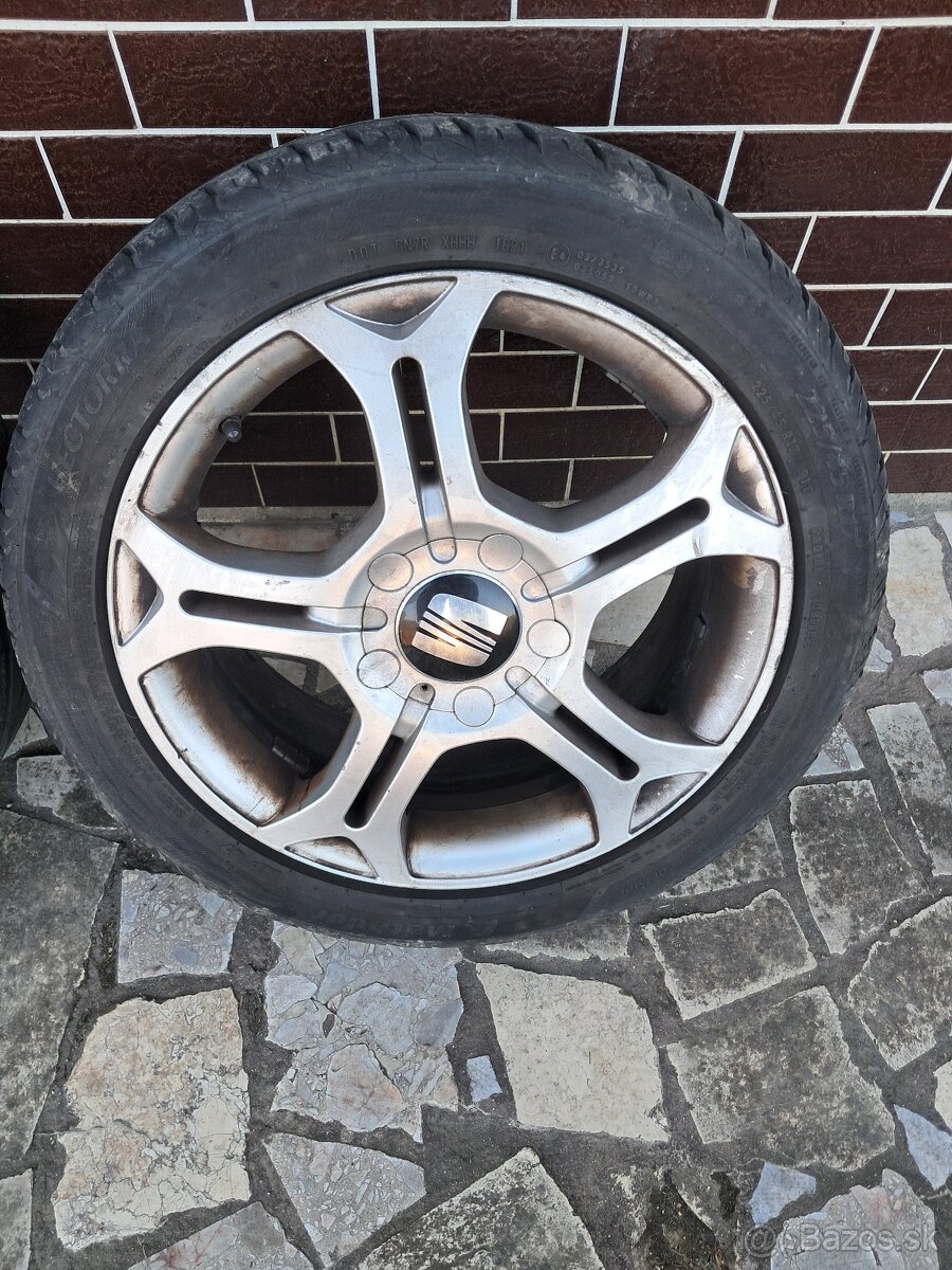 Letné pneumatiky 225/45 r17 - 2
