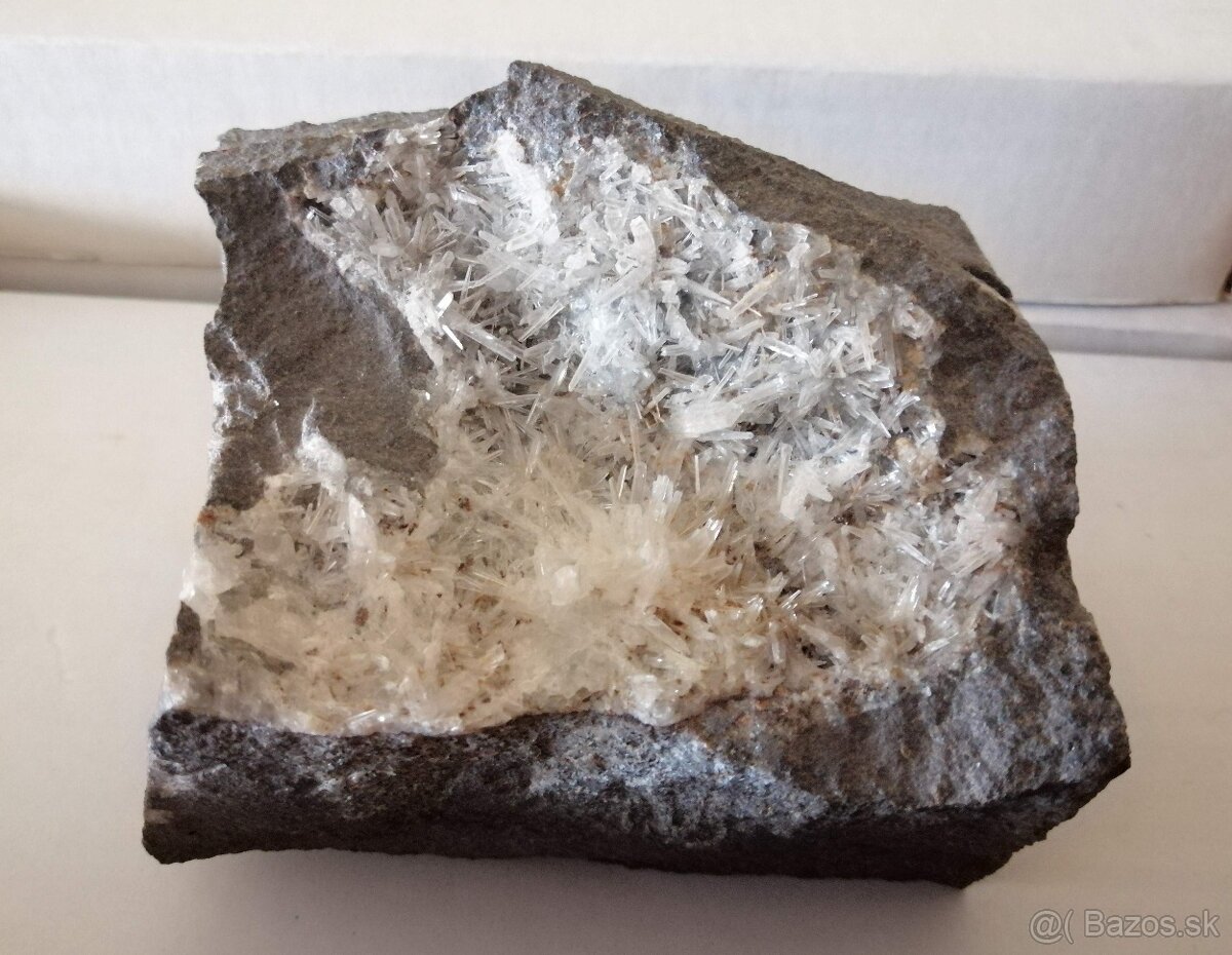 Mineral (aragonit) (Konrádovce, SR) - 2