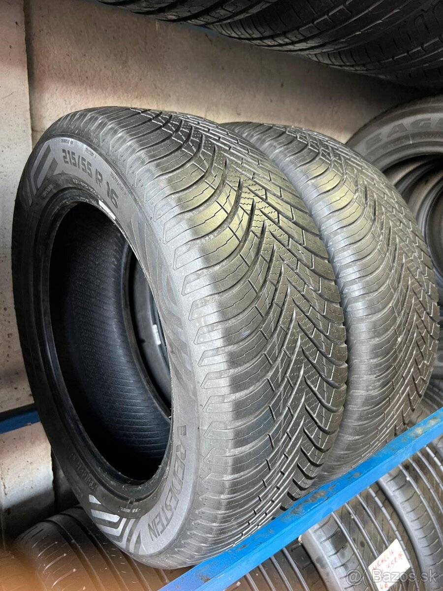 Celoročné pneumatiky vredestein 215/55R16 - 2