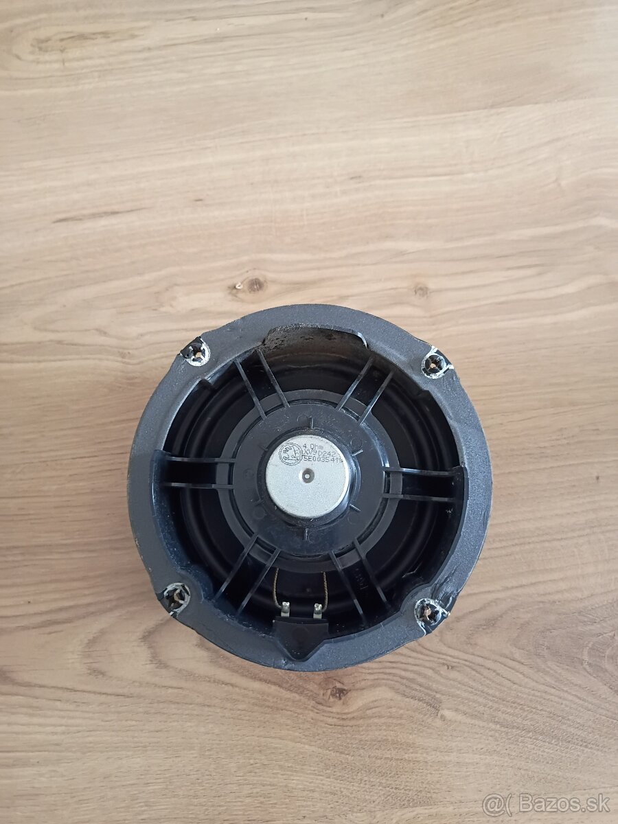 HĹBKOVÝ REPRODUKTOR OCTAVIA III - 2