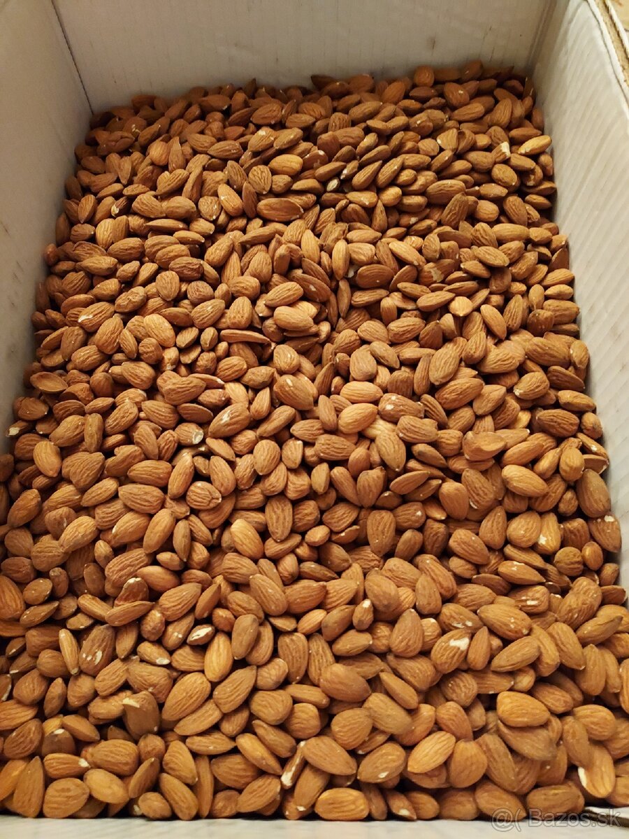 VLAŠSKÉ ORECHY 11€ KG - 2