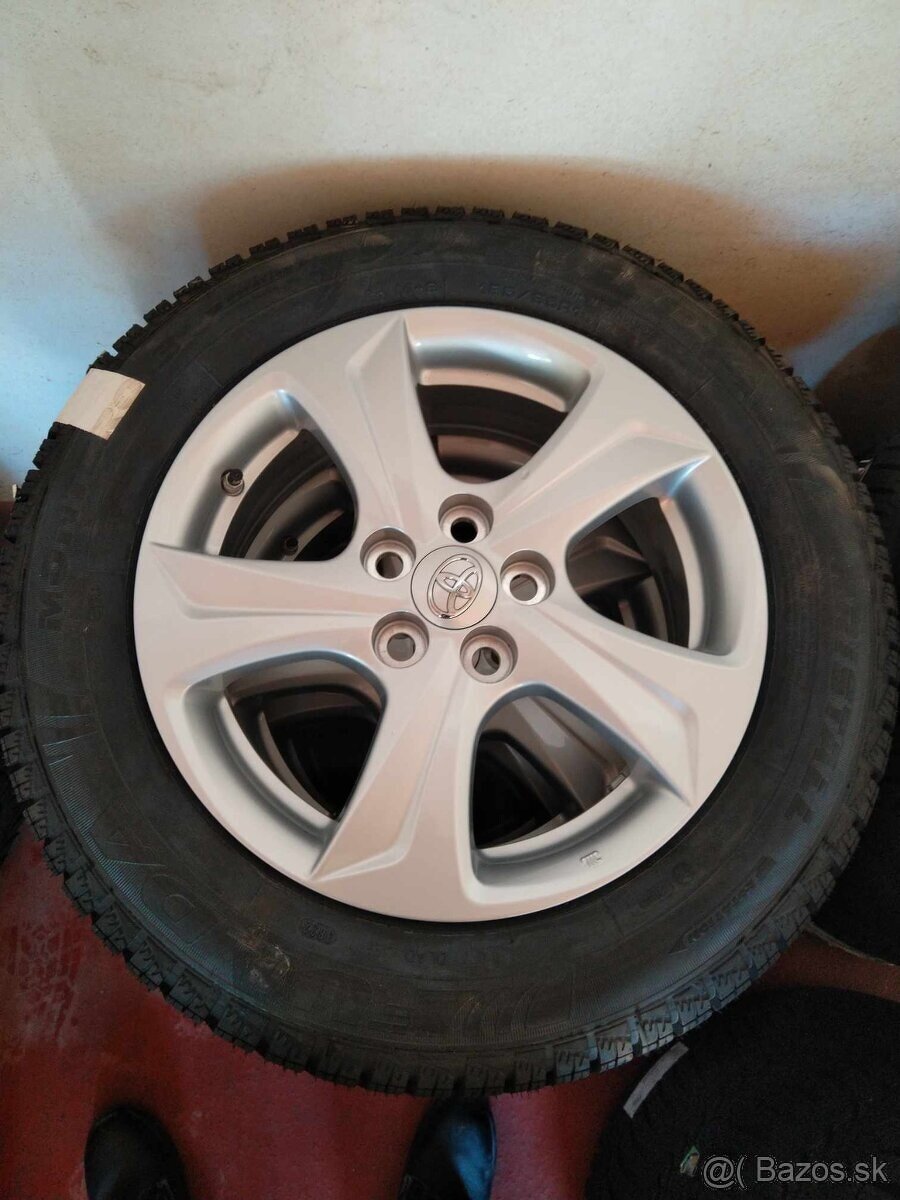 15" TOYOTA YARIS + TPMS zimné pneu,originál. - 2