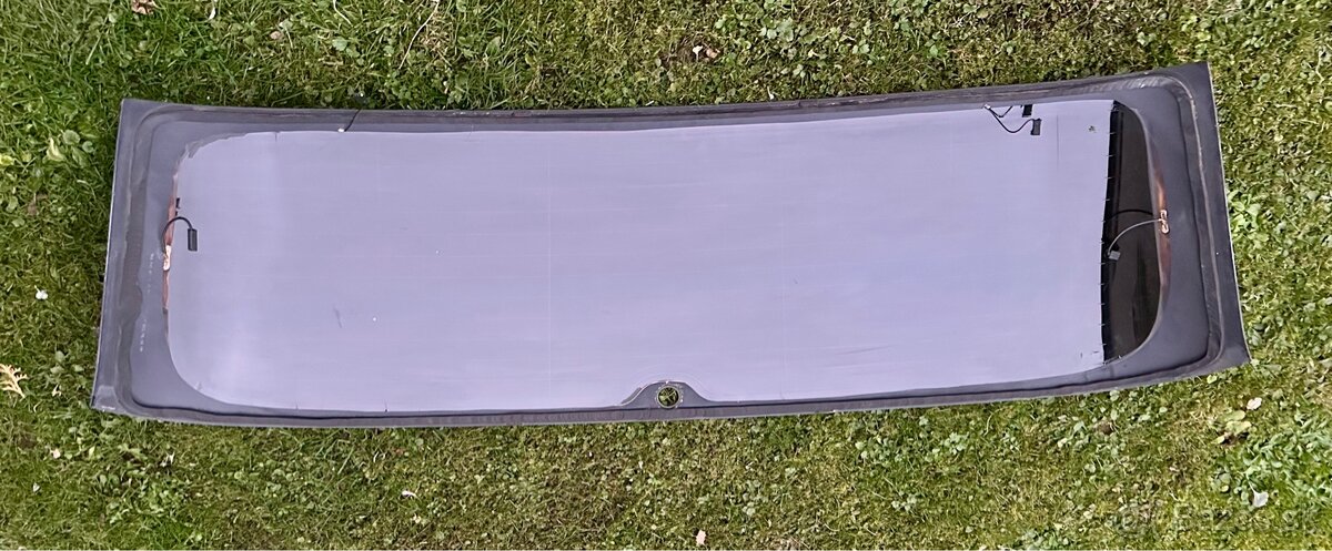 Zadne sklo Golf 6 kratky - 2