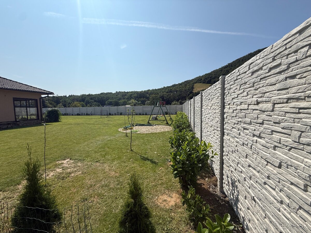 Betónový plot bridlica bez porová- 150bm - ihneď k odberu. - 2