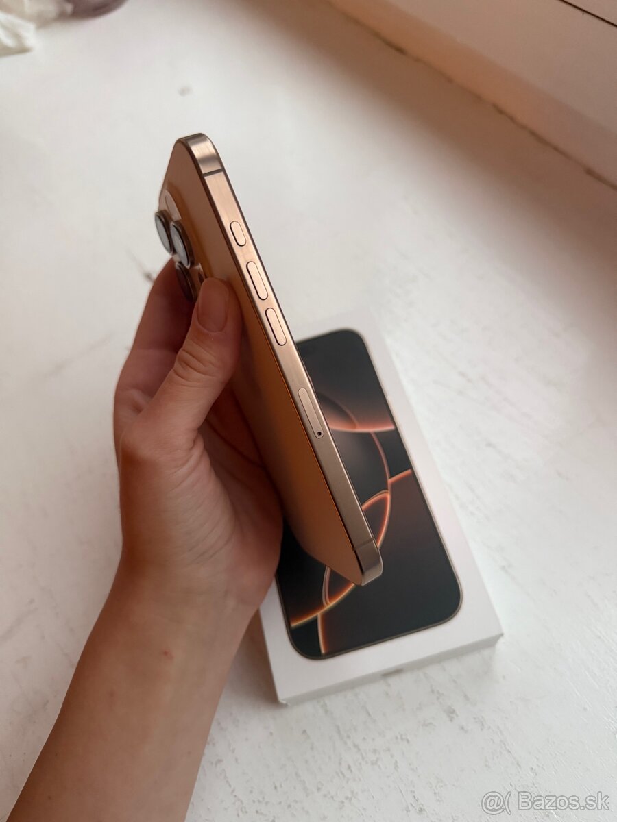 Apple iPhone 16 Pro, 256gb desert titanium - 2