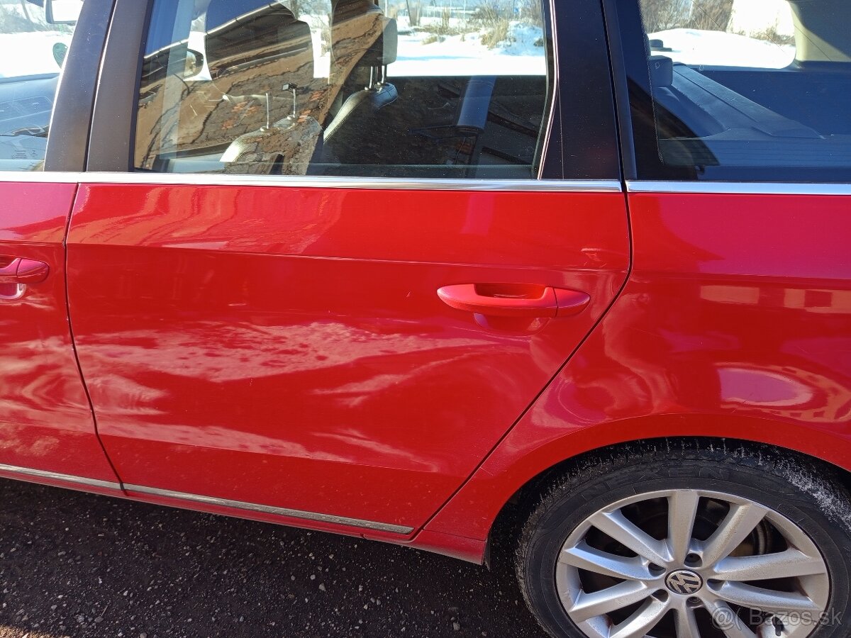 Predám kompletné dvere VW Passat B7 - 2