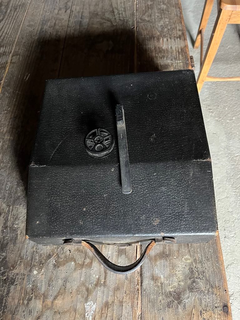 Starožitný písací stroj - 2