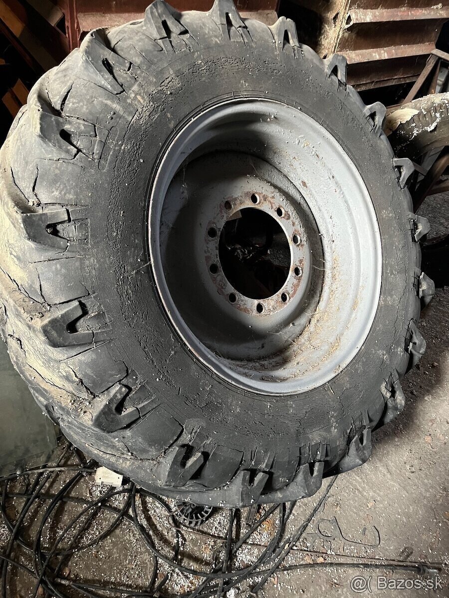 Diely Škoda ŠT180 - 2