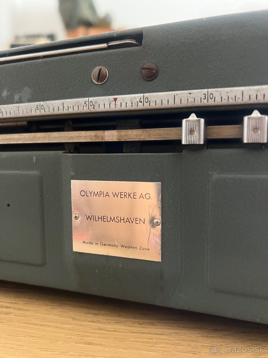 Písací stroj OLYMPIA WERKE - 2