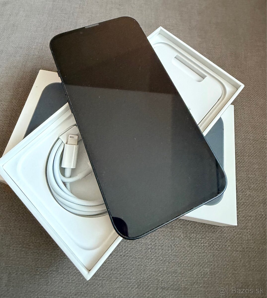 iPhone 13 Midnight 128GB - 2