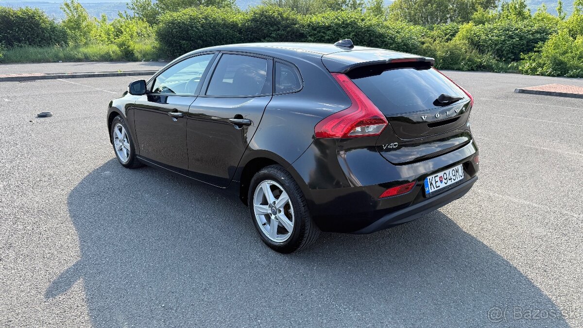 Volvo V40 D2 - 2