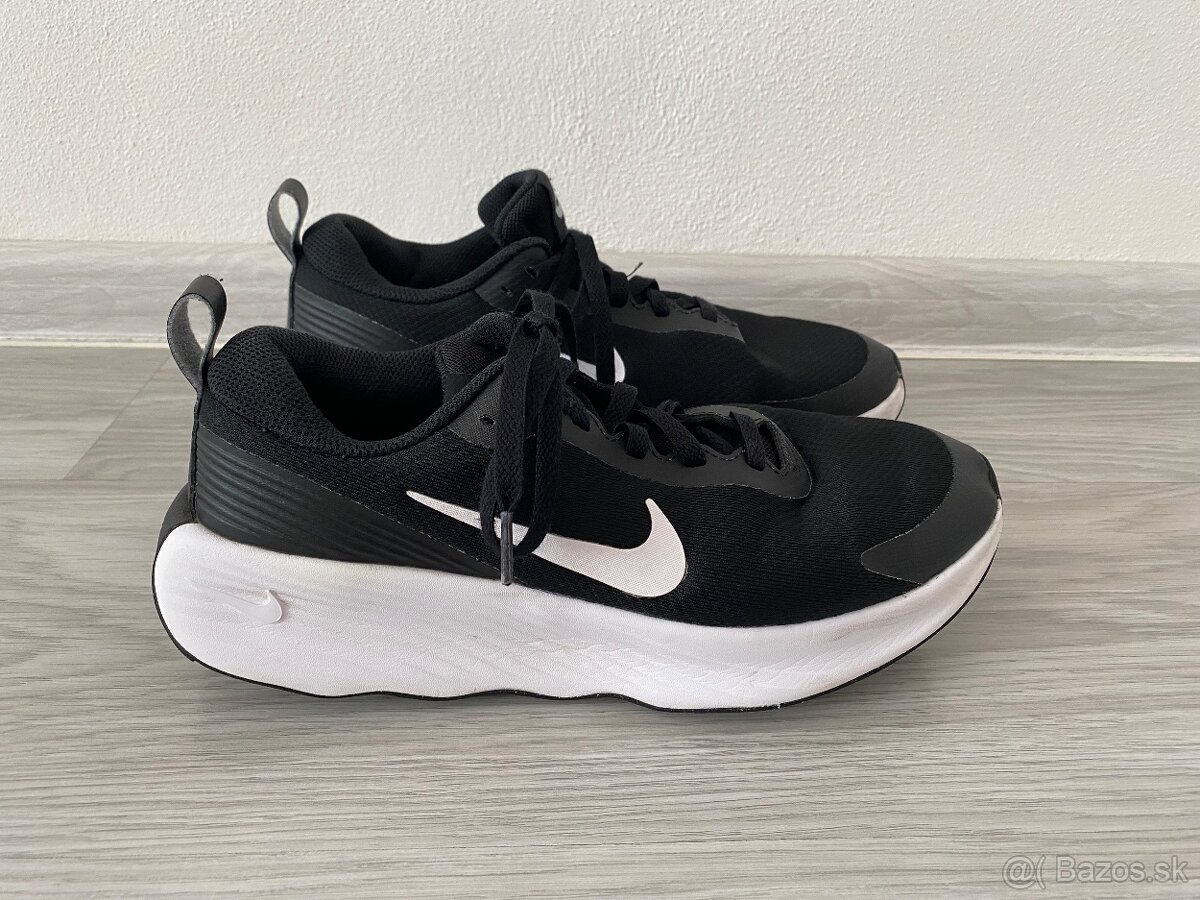 Nike promina 40,5 - 2