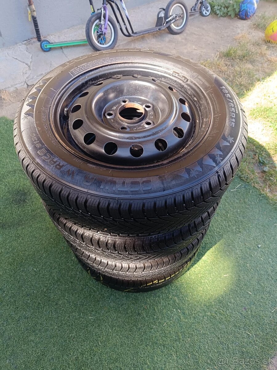 Zimné pneumatiky 185/65 R15 na DISKOCH - 2