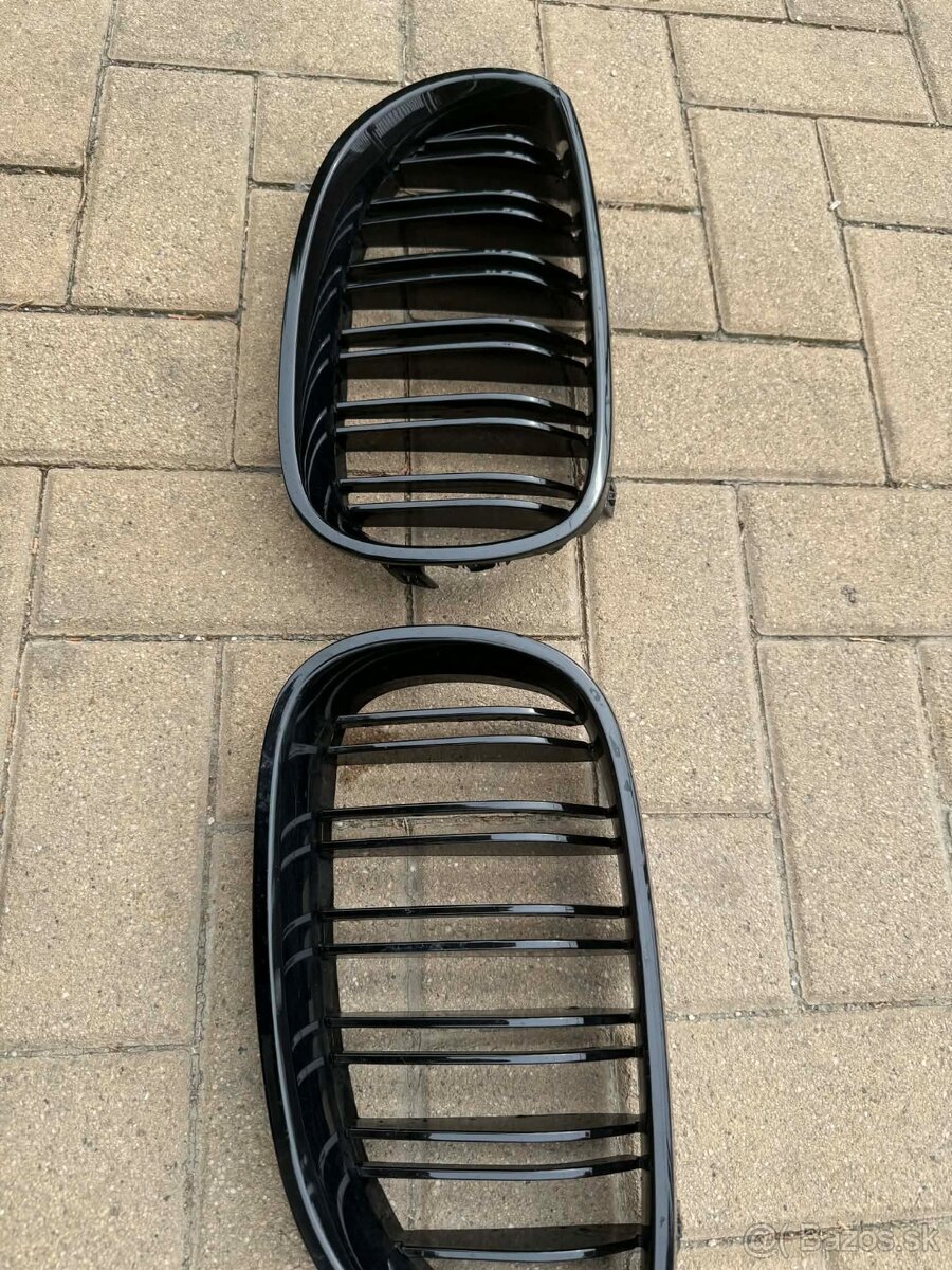 Predná maska / športové ľadvinky BMW E60, E61 - 2