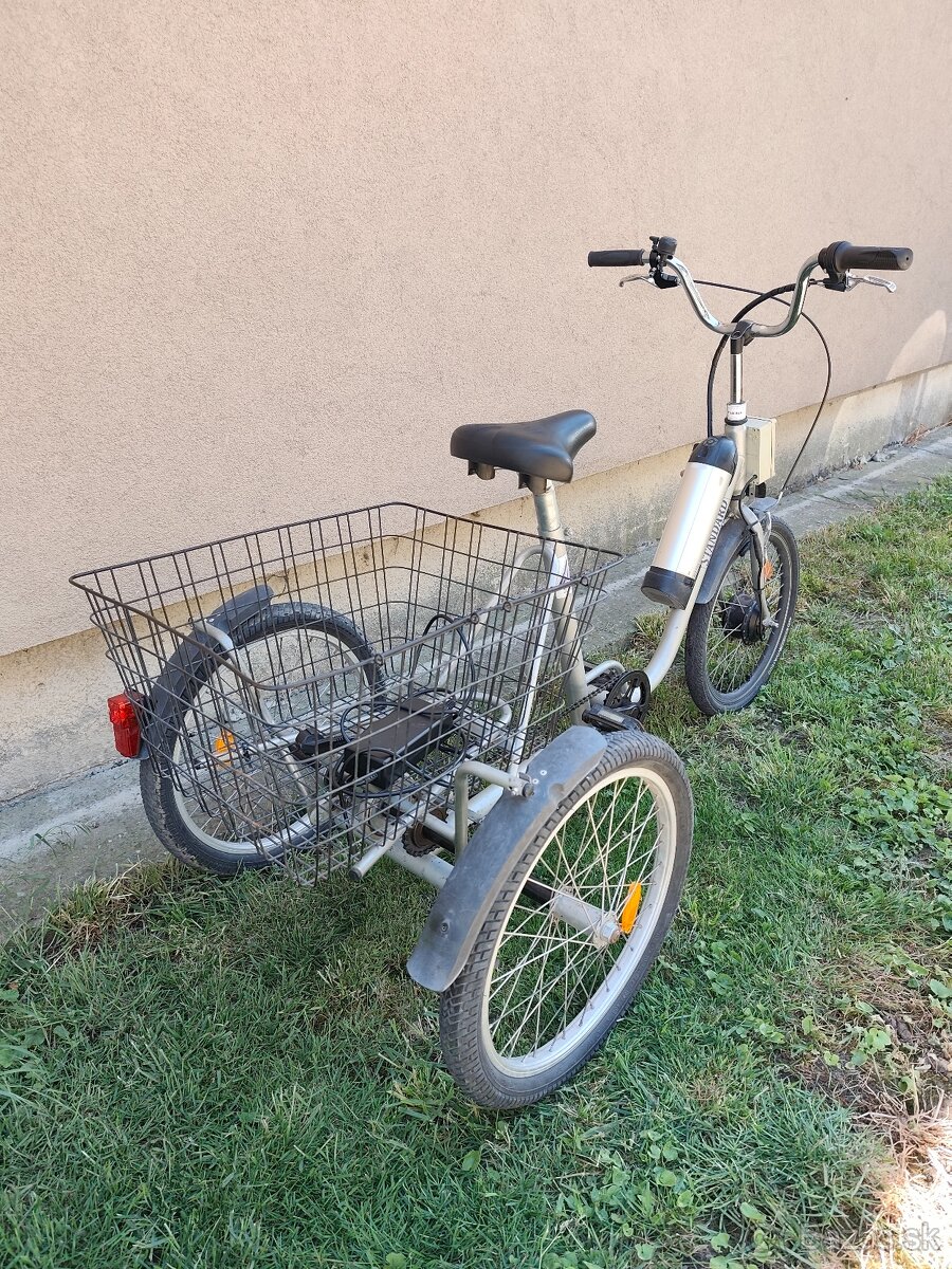 Elektrický trojkolesový bicykel - 2
