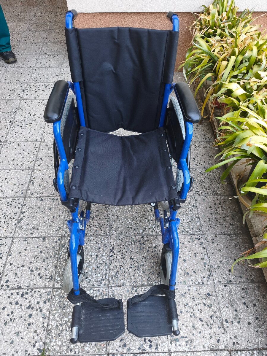 Invalidny vozik zn.Thuasne - 2