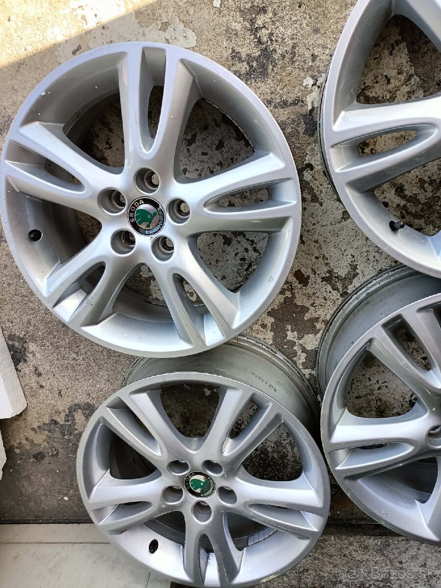 4ks alu disky orig. Škoda 5x100 r16 - 2