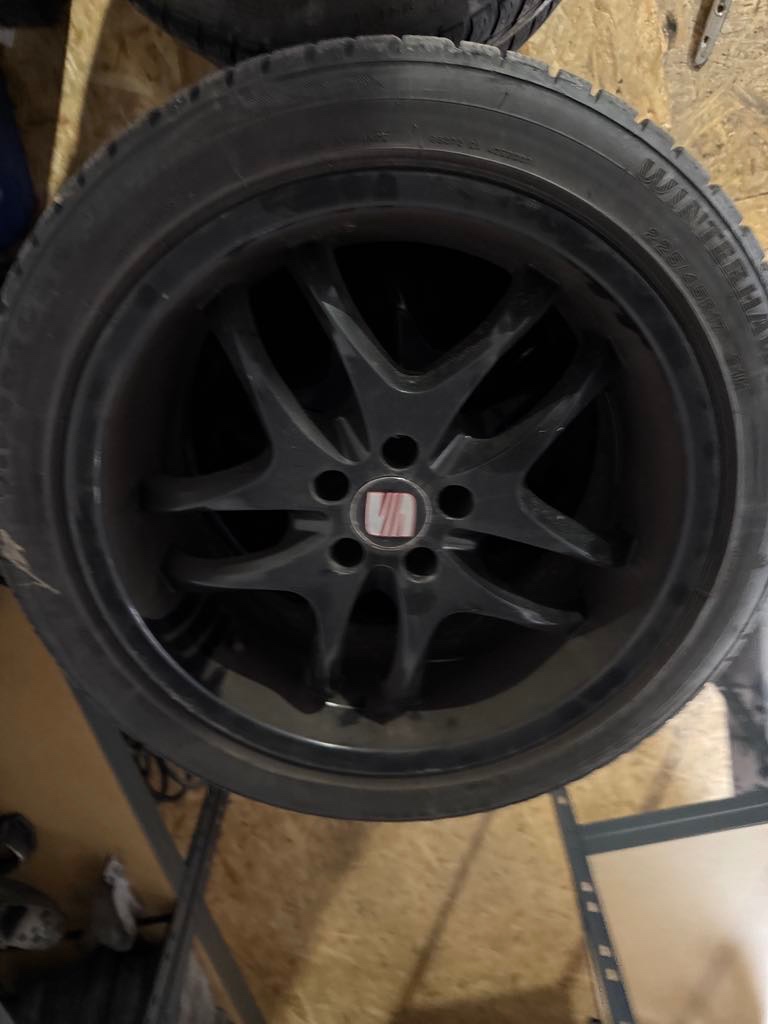 Elektrony 5x100 225/45R17 - 2