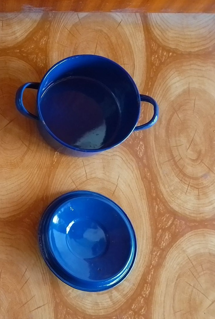 Nepoužitý hrniec, kastról a nádoba - 2