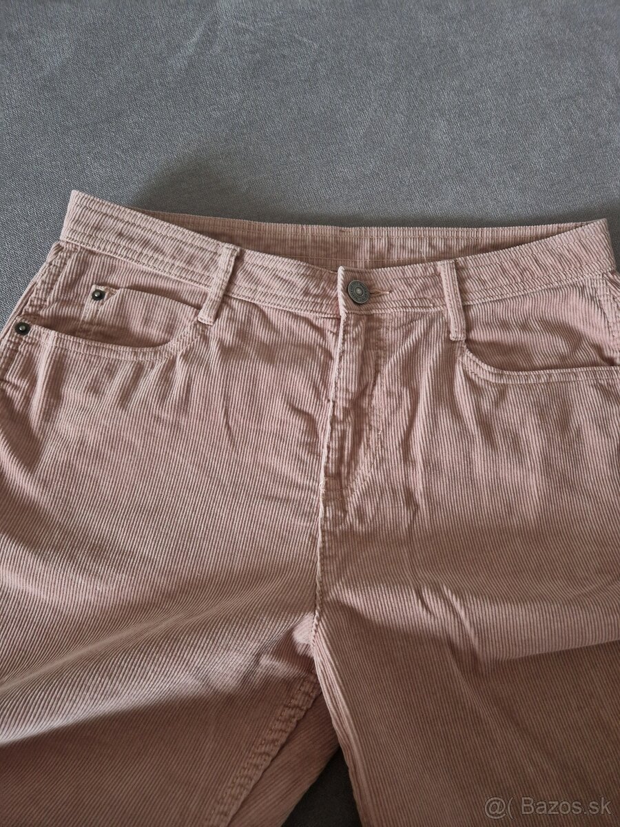 C&A - kordové nohavice -40- darujem - 2