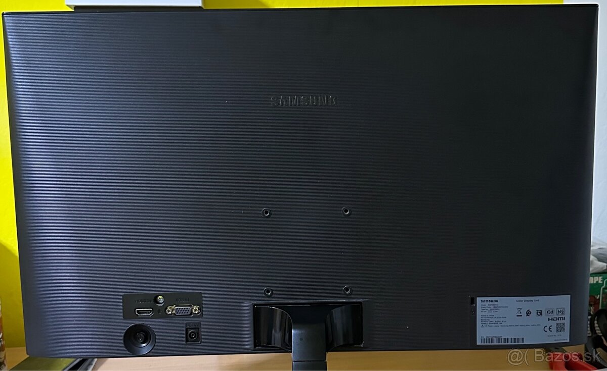 Samsung S24F350FHU 24” - 2